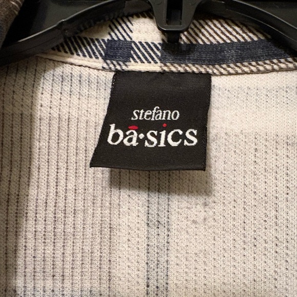 Women’s Plaid Shacket - Picture 3 of 6